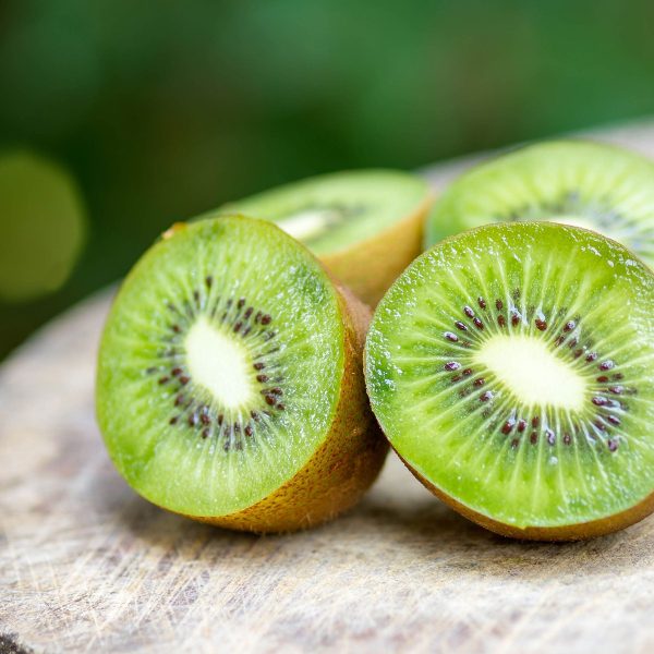 Leckere aufgeschnittene Kiwis, Glasbild Quadratisch Angebot – Bild 5